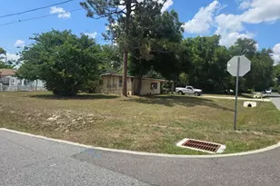 8324 Dawn Dr, Orlando, FL 32809 - Photo 6