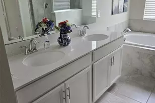 1139 Drop Ln, Davenport, FL 33896 - Photo 8