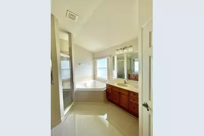 2370 Hinsdale Drive, Kissimmee, FL 34741 - Photo 18