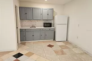 557 Eagle Ct, Kissimmee, FL 34759 - Photo 8