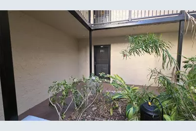 2025 Sylvester Road #N109, Lakeland, FL 33803 - Photo 2