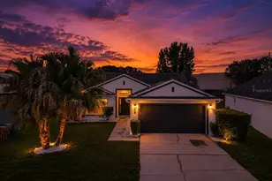 2437 Hybrid Dr, Kissimmee, FL 34758 - Photo 2