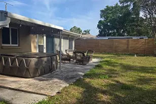 6015 Carlton Ave, Sarasota, FL 34231 - Photo 12