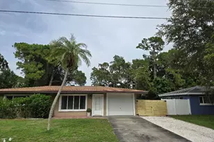 6015 Carlton Ave, Sarasota, FL 34231 - Photo 1