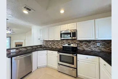 14 York Court, Kissimmee, FL 34758 - Photo 4