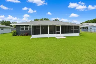 5817 Lakebreeze Ave, Lakeland, FL 33809 - Photo 16
