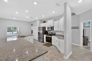 319 Travelers Creek Dr, Auburndale, FL 33823 - Photo 18