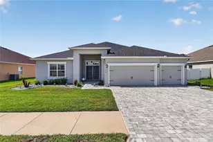 319 Travelers Creek Dr, Auburndale, FL 33823 - Photo 2