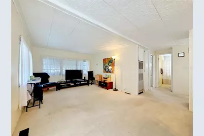 4676 66th Lane N #20, Saint Petersburg, FL 33709 - Photo 2