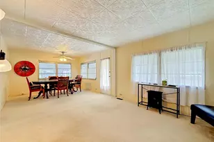 4676 66th Ln N, Saint Petersburg, FL 33709 - Photo 4