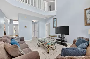 928 Solana Cir, Davenport, FL 33897 - Photo 14