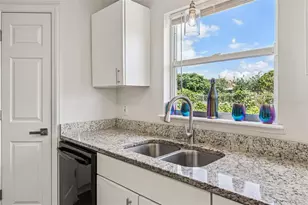 7 Bolton Ct, Kissimmee, FL 34758 - Photo 6