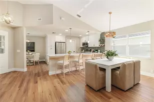 2002 Rocky Point Dr, Lakeland, FL 33813 - Photo 12