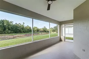 2002 Rocky Point Dr, Lakeland, FL 33813 - Photo 18