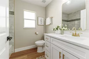 2002 Rocky Point Dr, Lakeland, FL 33813 - Photo 16