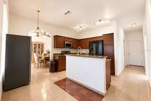 375 Aldershot Ct, Kissimmee, FL 34758 - Photo 4