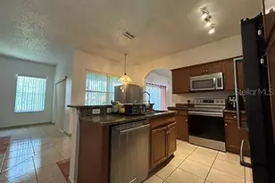 375 Aldershot Ct, Kissimmee, FL 34758 - Photo 8