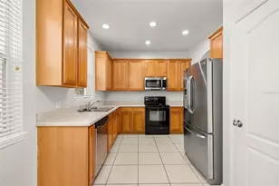 2842 Grasmere View Pkwy, Kissimmee, FL 34746 - Photo 4