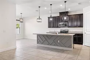 3910 Redfin Pl, Kissimmee, FL 34746 - Photo 6