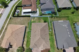 3910 Redfin Pl, Kissimmee, FL 34746 - Photo 14