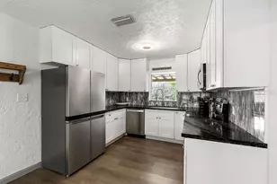 1518 E Jefferson St, Orlando, FL 32801 - Photo 12