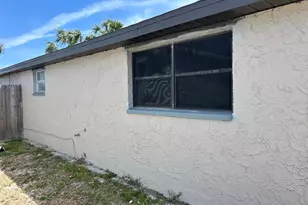 6301 Seabreeze Dr, Port Richey, FL 34668 - Photo 2