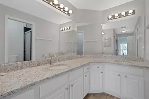 313 Eagle Ridge Dr, Davenport, FL 33837 - Photo 18