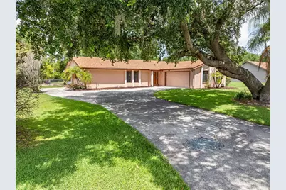 2440 Crane Court, Saint Cloud, FL 34771 - Photo 2