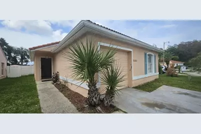 2338 Cordova Court, Kissimmee, FL 34743 - Photo 2