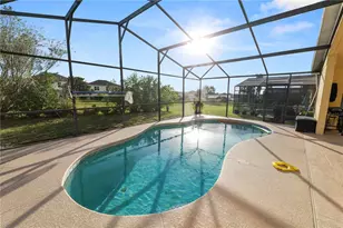 548 Old Bridge Cir, Davenport, FL 33897 - Photo 22