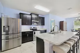 269 Moray Dr SW, Palm Bay, FL 32908 - Photo 4