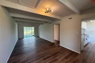 3421 Club Cir, Lakeshore, FL 33854 - Photo 4