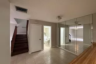 5296 Cypress Ct, Orlando, FL 32811 - Photo 4