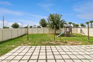 310 Citrus Pointe Dr, Davenport, FL 33837 - Photo 4