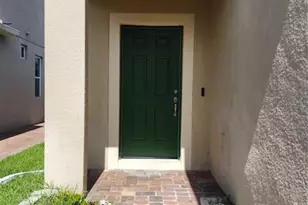 3230 Stratton Cir, Kissimmee, FL 34744 - Photo 2