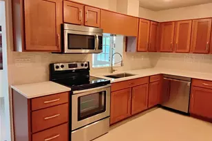 2818 E Michigan St, Orlando, FL 32806 - Photo 2