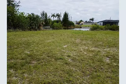 2915 Diplomat Parkway W, Cape Coral, FL 33993 - Photo 2