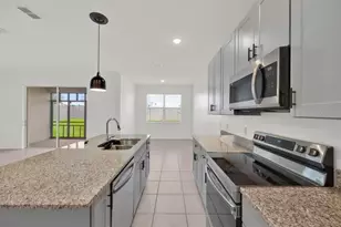 811 Richmond Est Ave, Haines City, FL 33844 - Photo 2