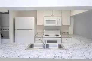 811 Orchid Dr, Davenport, FL 33897 - Photo 4