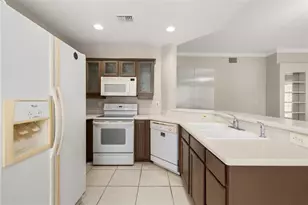931 Begonia Rd, Kissimmee, FL 34747 - Photo 28