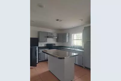 5885 Dahlia Dr # 32, Orlando, FL 32807 - Photo 4