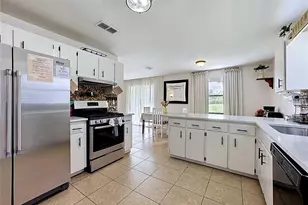 1716 Terry Cir NE, Winter Haven, FL 33881 - Photo 4