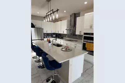 2489 Blowing Breeze Avenue, Kissimmee, FL 34744 - Photo 4