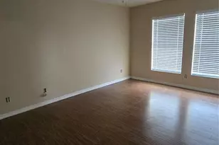 2039 Cypress Bay Blvd, Kissimmee, FL 34743 - Photo 10