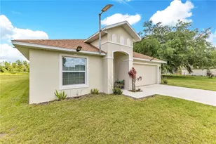 723 Robin Ct, Kissimmee, FL 34759 - Photo 2