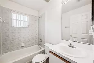 305 E 5th St, Saint Cloud, FL 34769 - Photo 14