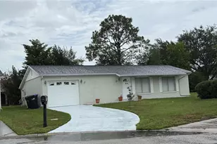 10508 Linger Ln, Orlando, FL 32821 - Photo 4