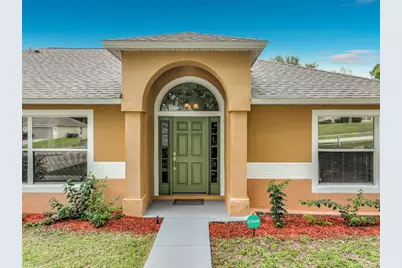1123 Lakeview Oaks Drive, Minneola, FL 34715 - Photo 2