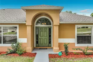 1123 Lakeview Oaks Dr, Minneola, FL 34715 - Photo 2