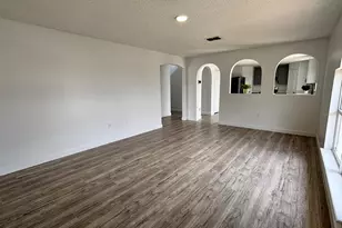 404 Manitoba Dr, Kissimmee, FL 34759 - Photo 4